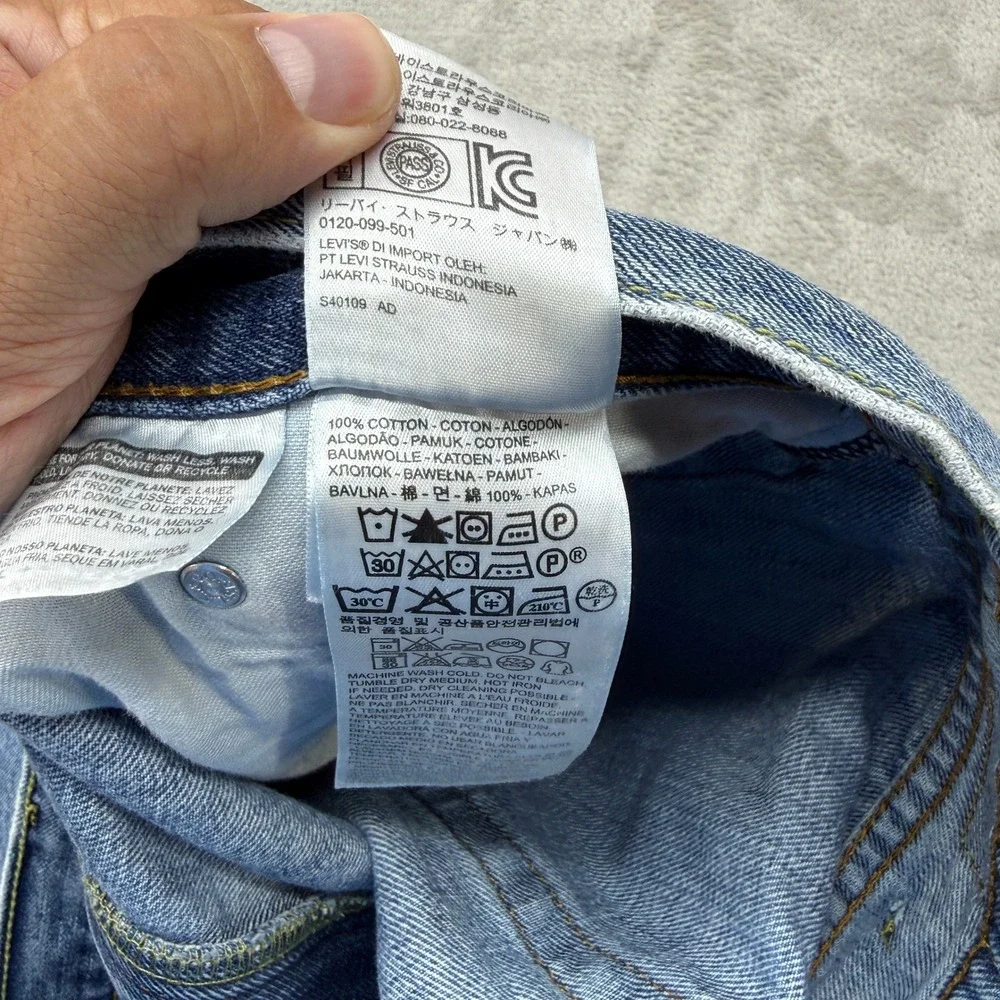 Levi's 505 Regular Fit Jeans Mens 40x30 Blue Straight Leg Medium Wash Denim